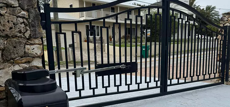 Swing Gate Opener with Keypad Revere